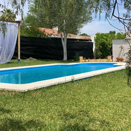 Acogedor Chalet Con Chimenea Papeles Hotel *